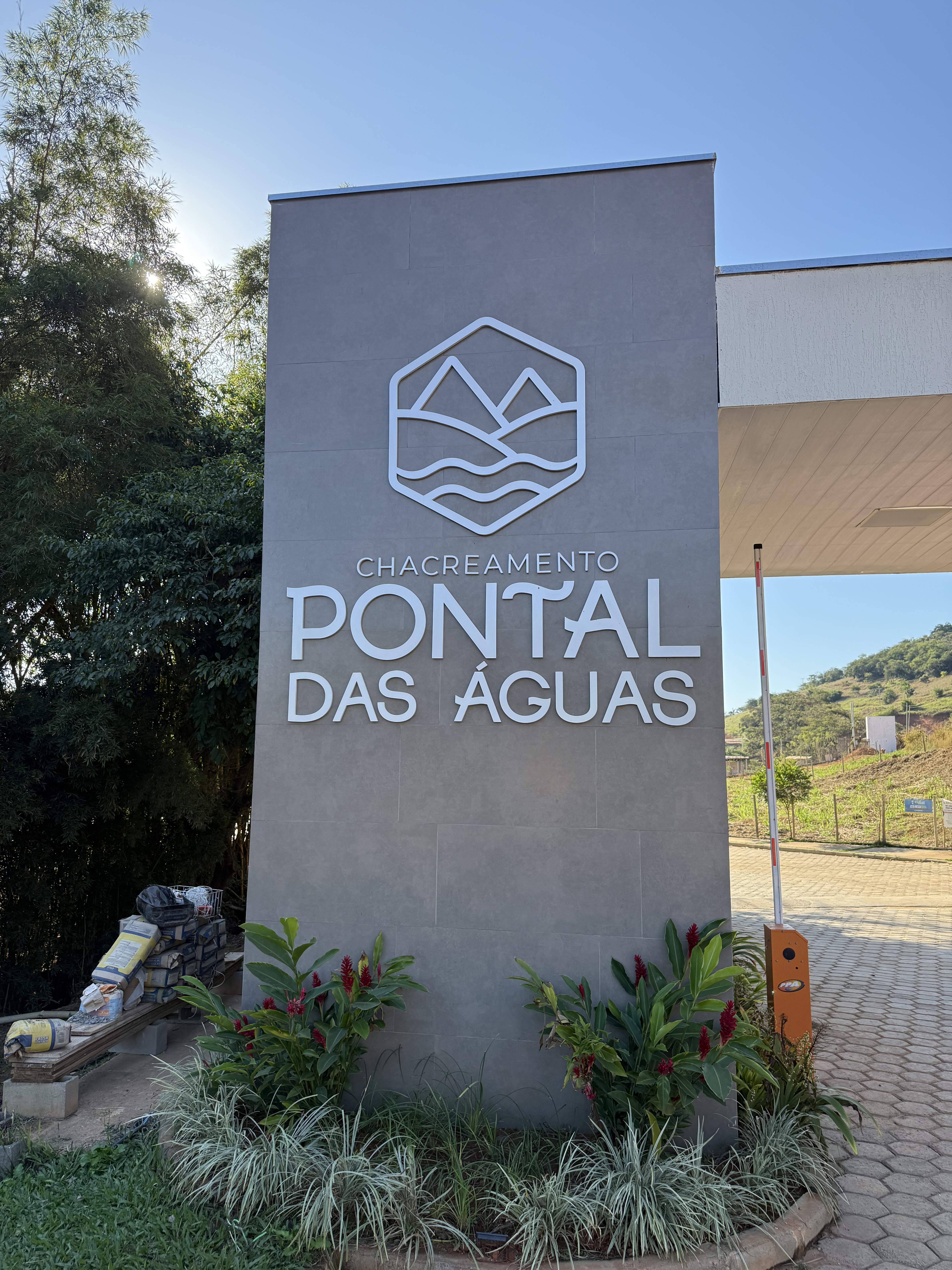 Entrada do Chacreamento Pontal das Águas